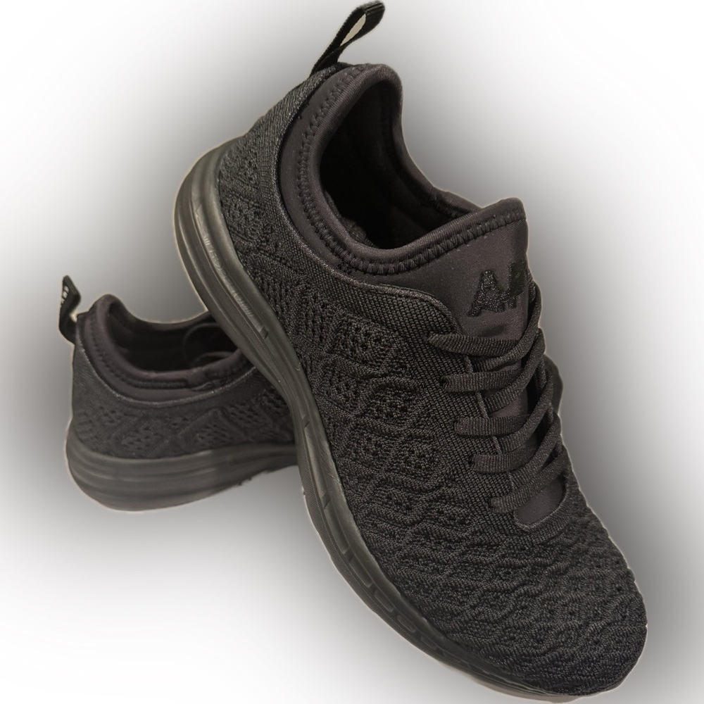 APL TechLoom Phantom *NEW* (9 women/7.5 men) Athletic Propulsion Labs NIB